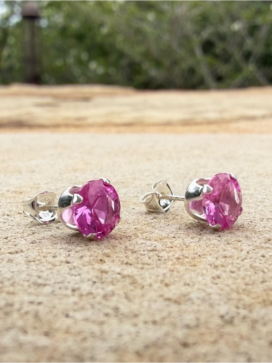 Natural Pink Sapphire Stud Earrings 6MM 925 Sterling Silver Round FaceteVibrant - Picture 3 of 5